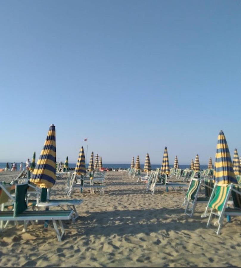 Hotel Sabbia D'Oro Rimini Exterior photo